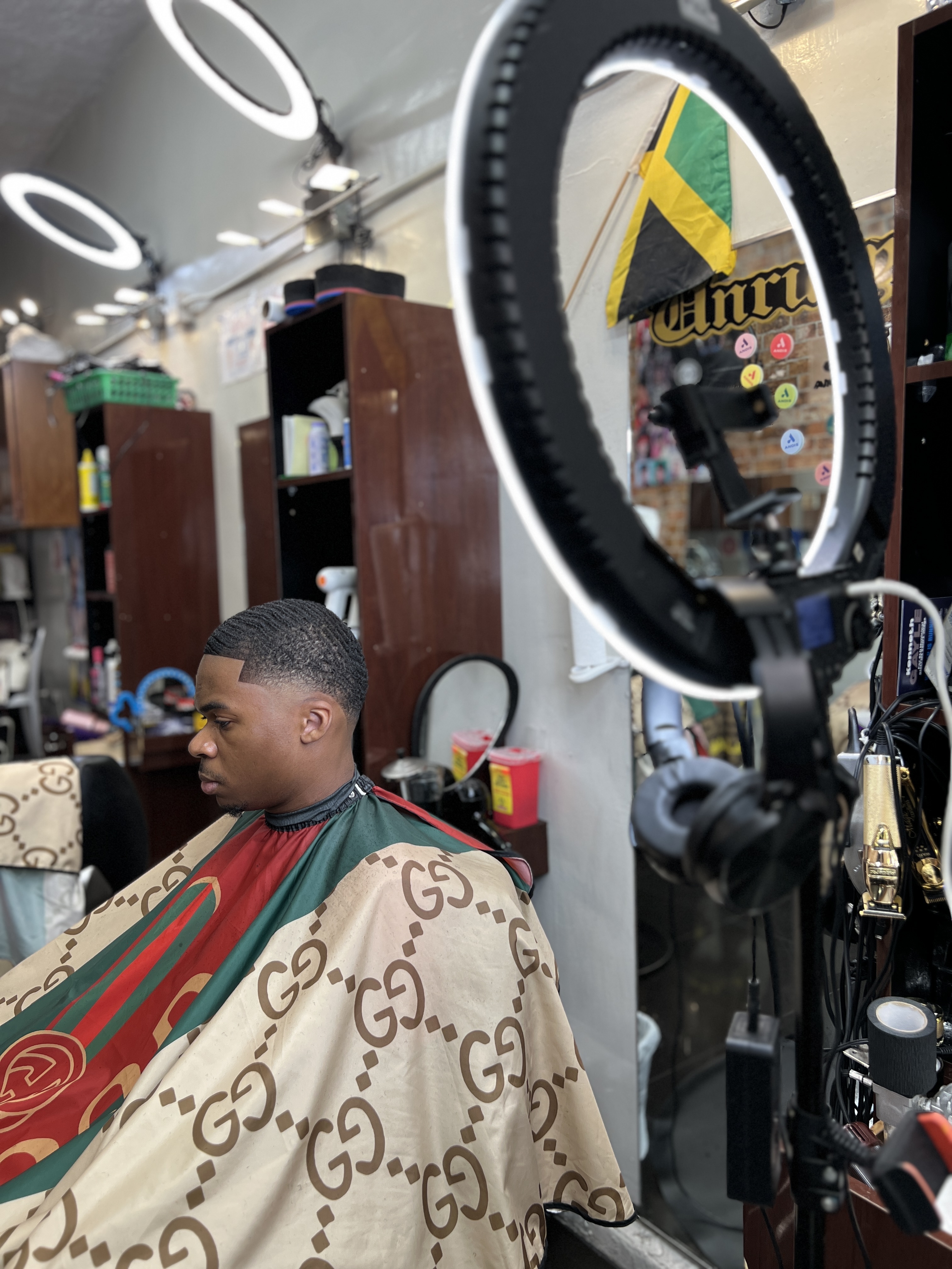 EastCoast Barbers📍 logo