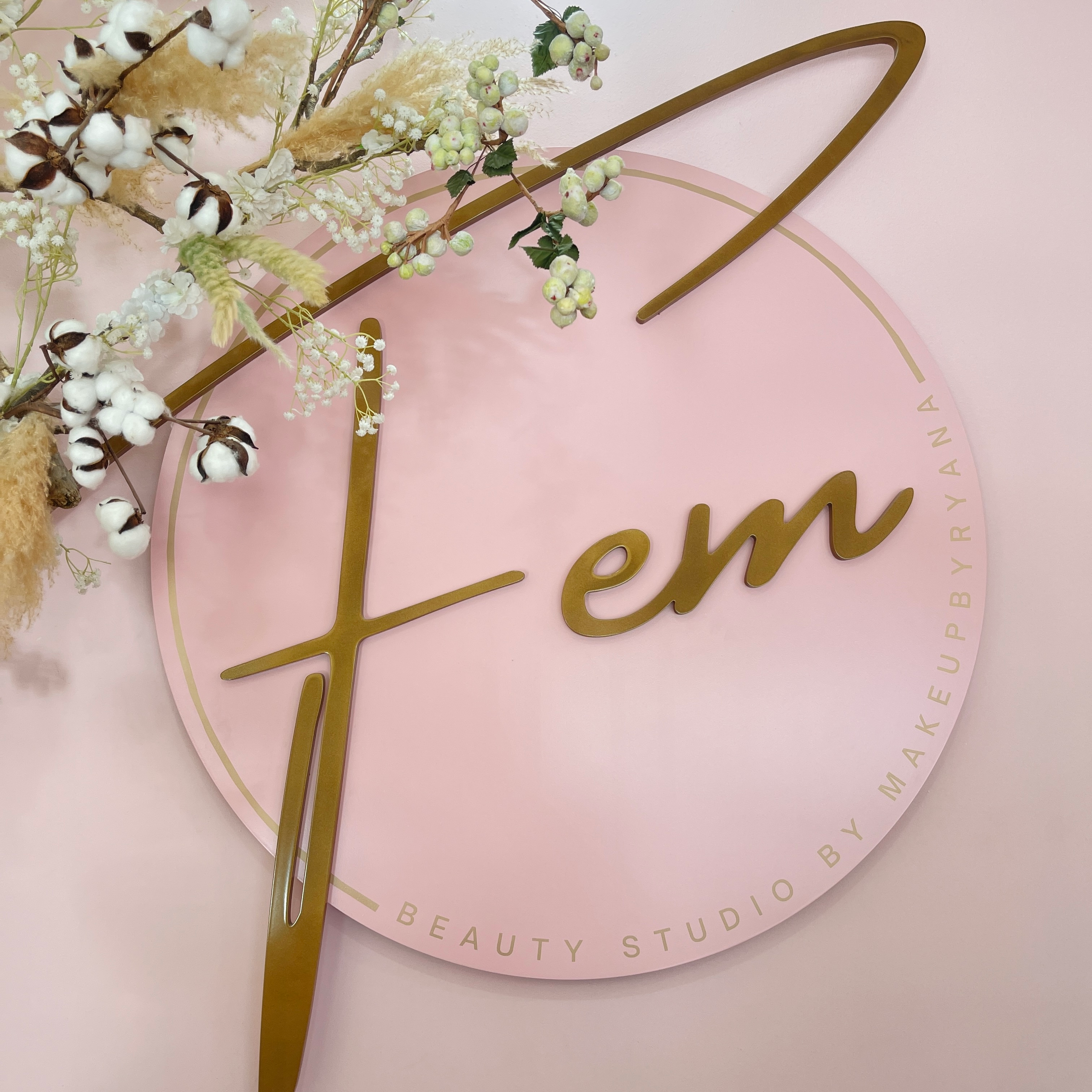 Fem Beauty Studio By Ryana logo